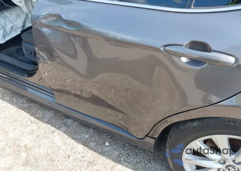 2019 Toyota Camry Le from USA, damaged, VIN 4T1B11HK5KU783471